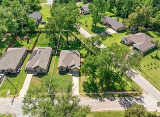 801 Oak St, Bullard, TX 75757