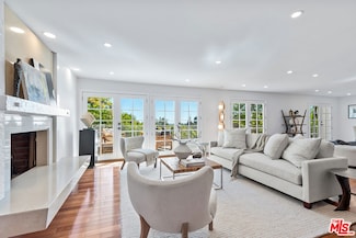 615 N Saltair Ave, Los Angeles, CA 90049