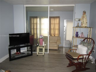 2751 E Sunrise Lakes Dr Unit 108, Sunrise, FL 33322