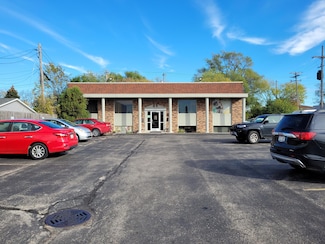 4220 S 27th St, Milwaukee, WI 53221