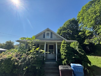 16 Colt St, New Britain, CT 06052