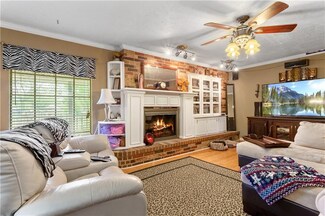 9228 Sutton Place, Oklahoma City, OK 73132