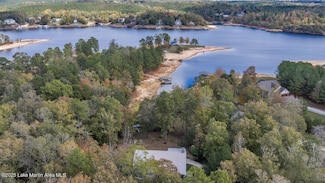 61 Starboard Tack, Double Springs, AL 35553