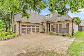 3190 Sea Ray Ln, Lakeland, TN 38002