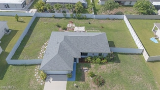 520 Wilmington Pkwy, Cape Coral, FL 33993