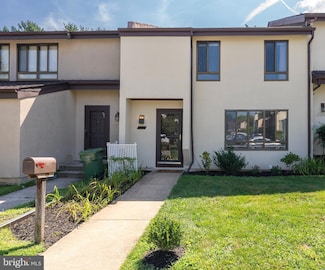 4304 Roland Spring Dr, Baltimore, MD 21210