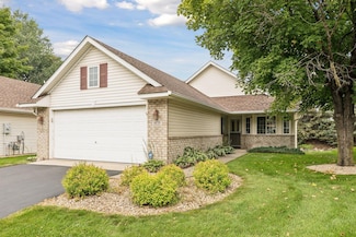 14718 Courtyard Cir, Burnsville, MN 55306