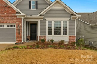 7014 Jolly Brook Dr, Charlotte, NC 28215
