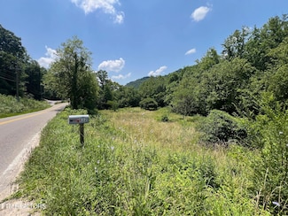 632 Briceville Hwy, Lake City, TN 37769