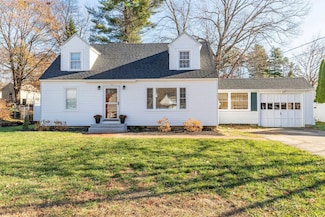46 Richardson St, Rochester, NH 03867