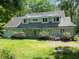 252 Chestnut Hill Rd, Killingworth, CT 06419