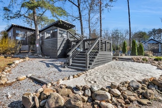 19 Lillypad Ln, Tracy City, TN 37387