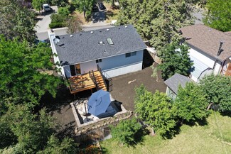 1721 NE Cackler Ln, Bend, OR 97701