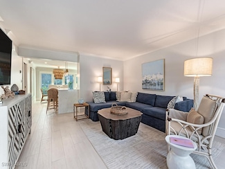 1222 Gordon Dr Unit 4, Naples, FL 34102