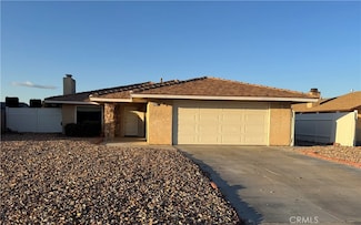 14376 Rivers Edge Rd, Helendale, CA 92342