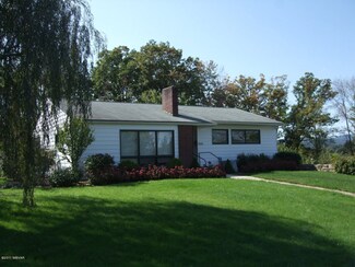 219 Hobson St, Mill Hall, PA 17751