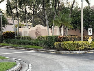 9702 NW 23rd Ct, Pembroke Pines, FL 33024