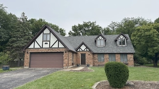 40 Ashlawn Ave, Oswego, IL 60543