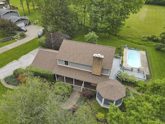 10800 Springwater Dr, Mount Vernon, OH 43050