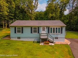 1609 David Ln, Effort, PA 18330