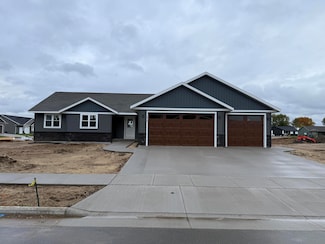 1818 Arches Dr, Holmen, WI 54636