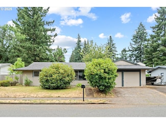 15112 SE Woodward St, Portland, OR 97236