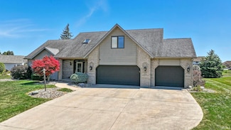 1034 Lake Shores Dr, Decatur, IN 46733