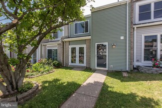 10811 Violet Ct, Manassas, VA 20109