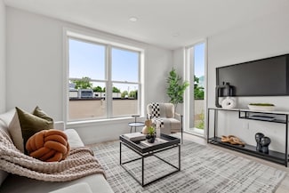 602 Canterbury St Unit 2, Roslindale, MA 02131