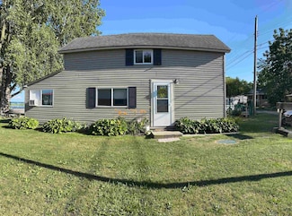 5335 Shady Ln, Standish, MI 48658