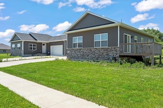 1501 Watson Way, Parkersburg, IA 50665