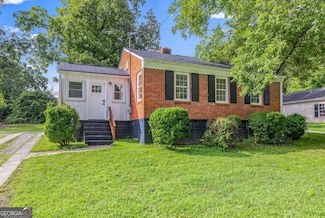 610 Level Grove Rd, Cornelia, GA 30531