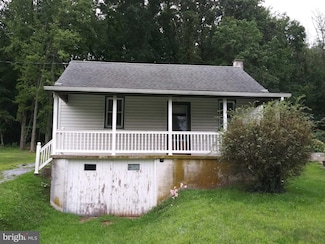 149 E Church St, Stevens, PA 17578