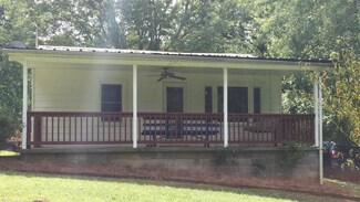 47 3rd St, Monteagle, TN 37356