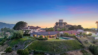9670 Crystal View Dr, Tujunga, CA 91042