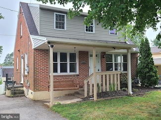 1464 Whiteford Rd, York, PA 17402