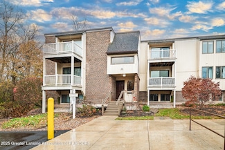523 Bainbridge Dr Unit 37, East Lansing, MI 48823
