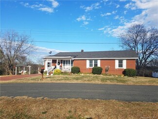 8835 Five Oaks Rd, Norwood, NC 28128