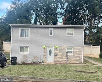 6612 Hillwood Dr, Riverdale, MD 20737