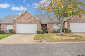 2313 Dietz Ln, Tyler, TX 75701