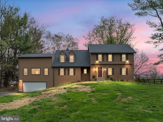 60 N Tavenner Ln, Hamilton, VA 20158