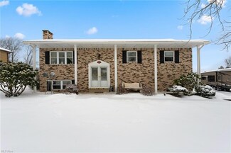 49590 E Ruby Dr, East Liverpool, OH 43920