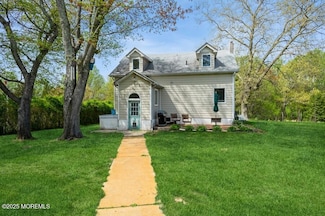 325 Sweetmans Ln, Millstone Township, NJ 08535