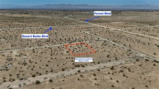 739 106th St, California City, CA 93505
