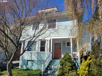 113 NE Sacramento St, Portland, OR 97212