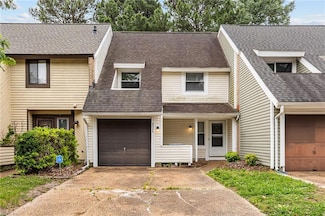 4064 Lake Ridge Cir, Virginia Beach, VA 23452