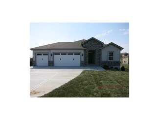 5005 NE 57th Terrace, Kansas City, MO 64119