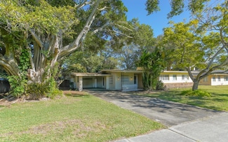 2461 Ringling Blvd, Sarasota, FL 34237