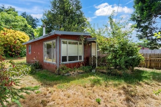 1819 D Ave, McKinleyville, CA 95519