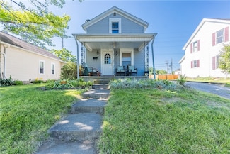 140 W Franklin St, Tipp City, OH 45371